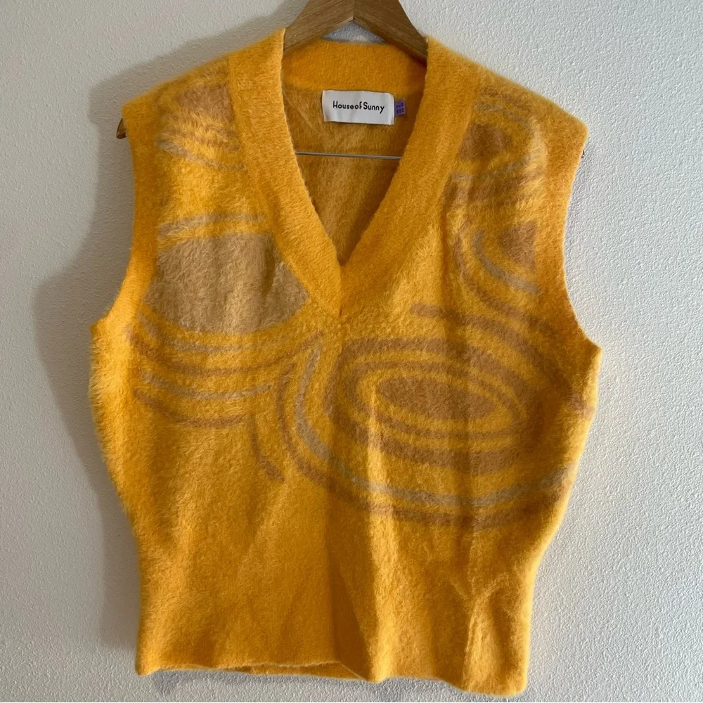 House of Sunny Mohair Style Fuzzy Vest Yellow Swirl Indie size 8 Cottagecore